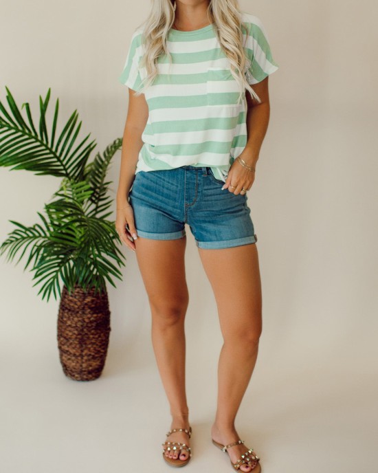 Green striped pocket T-shirt