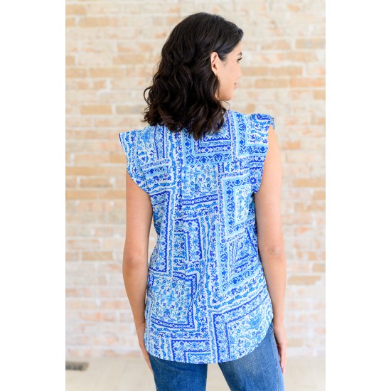 Keep Me Coming V-Neck Top in Ivory Royal Keep Me Coming V-Neck Top in Ivory Royal