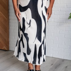 Thoroughly Modern Plisse Midi Skirt