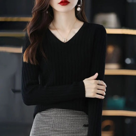 Women Sweater Long Sleeve Top Knitted Pullover V-Neck Fashion Women Sweater Long Sleeve Top Knitted Pullover V-Neck Fashion