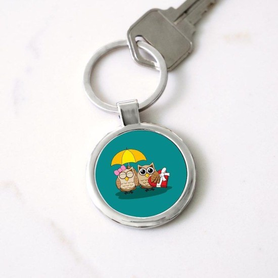 Cute Owl Lovers w/ Umbrella & Red Circle Keychain Cute Owl Lovers w/ Umbrella & Red Circle Keychain